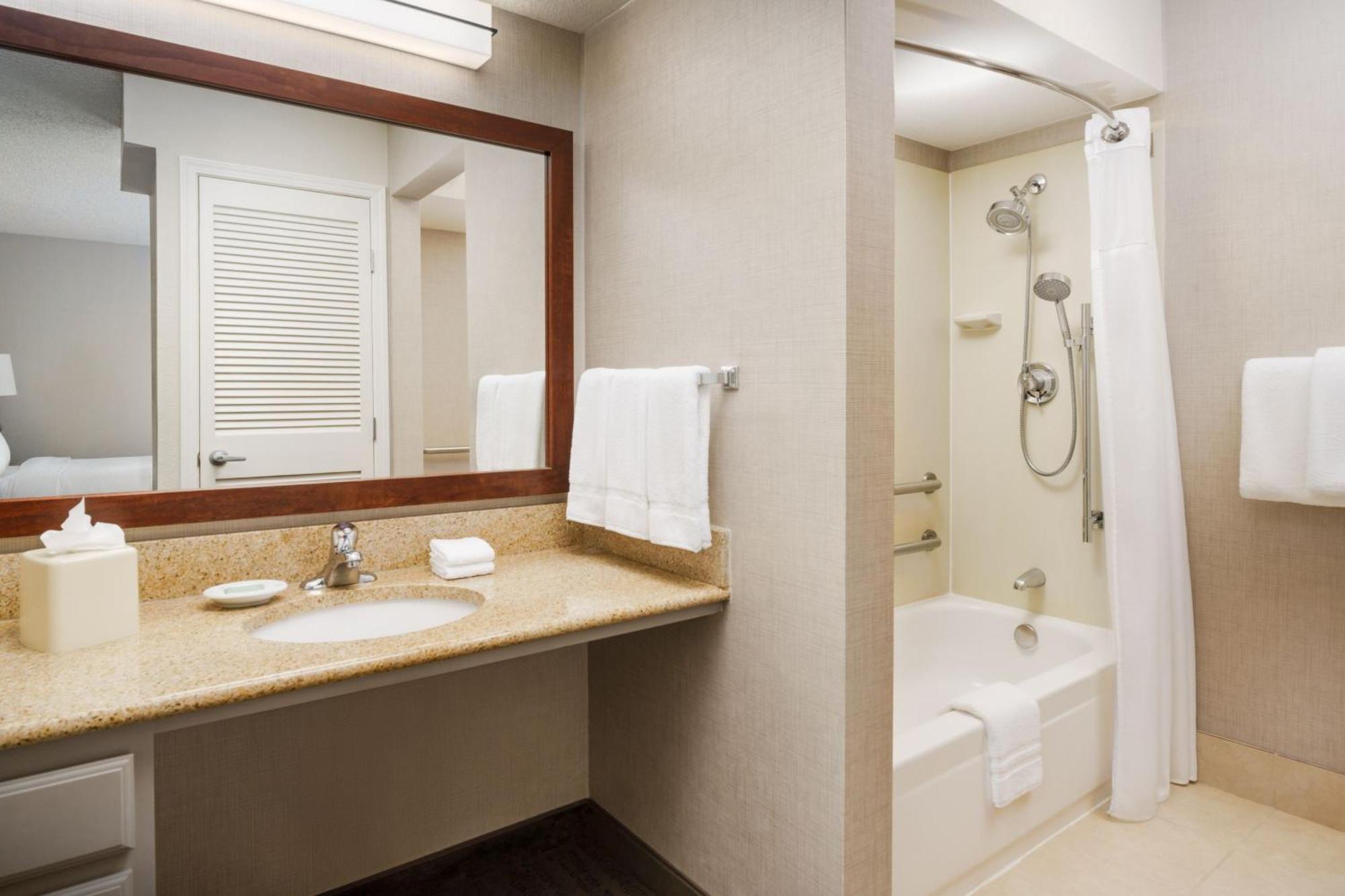 By Marriott Seattle/bellevue